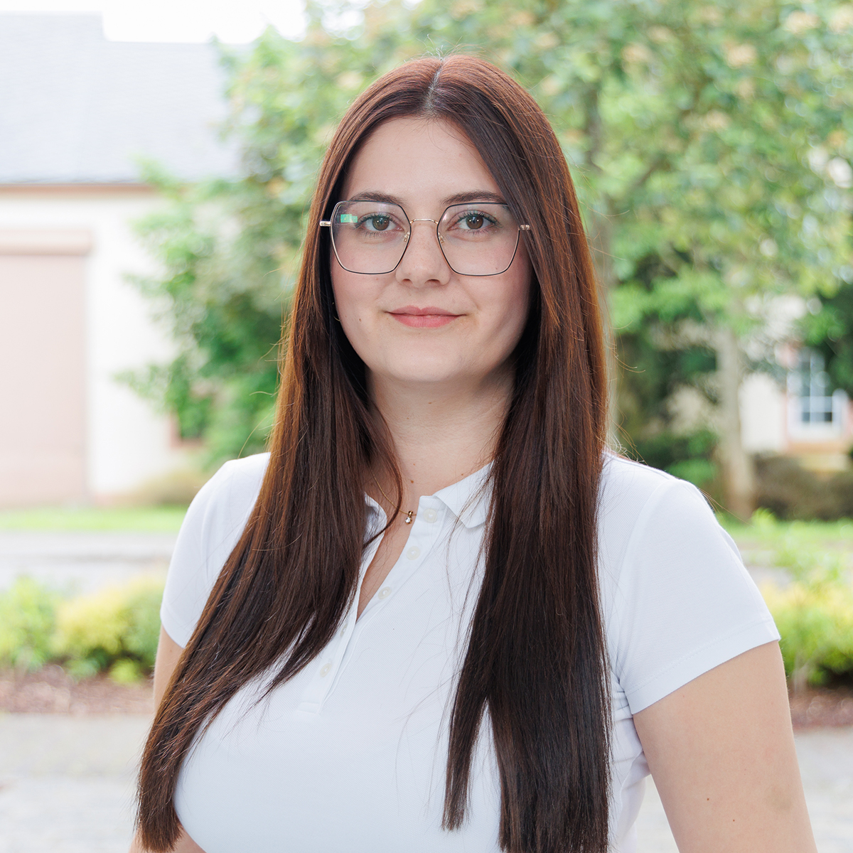 Zahnarztpraxis René Maraite - Teammitglied Lea