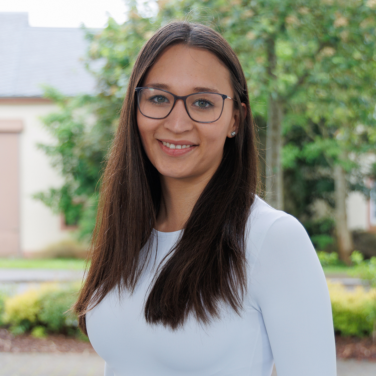 Zahnarztpraxis René Maraite - Teammitglied Neu